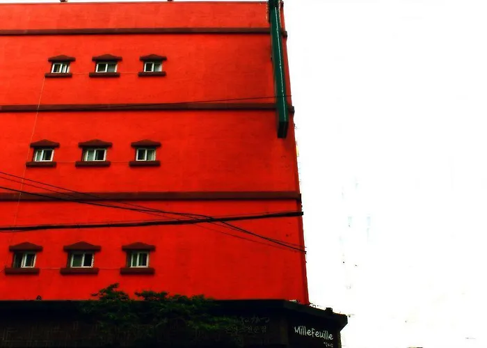 Oppa Hotel