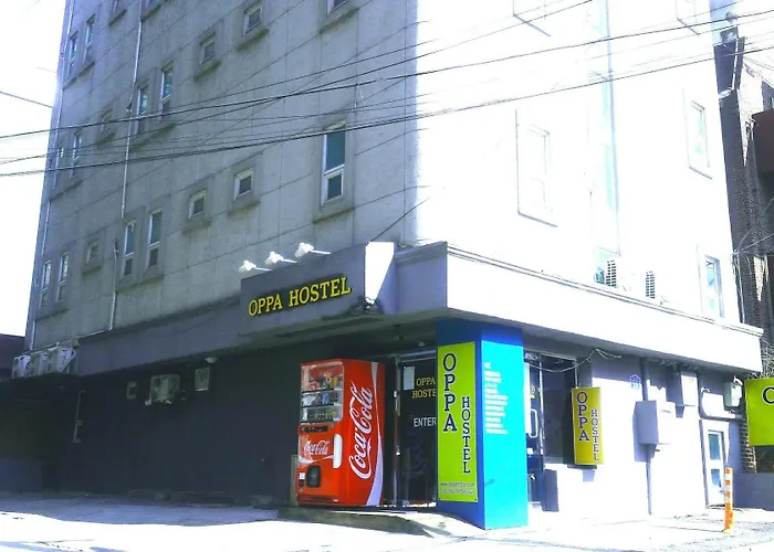 Oppa Hotel *